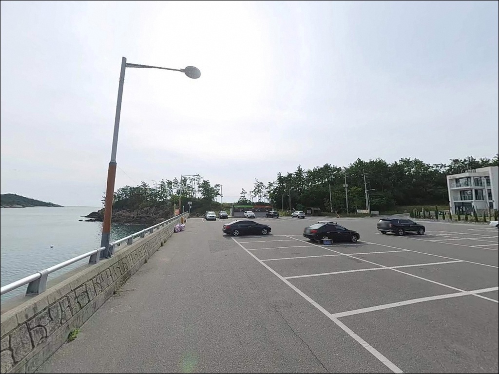선유도 물량장 공영주차장 주변 모습 2