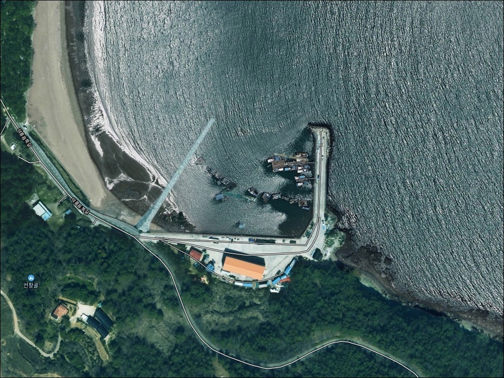 덕흥방파제 주변 모습 1