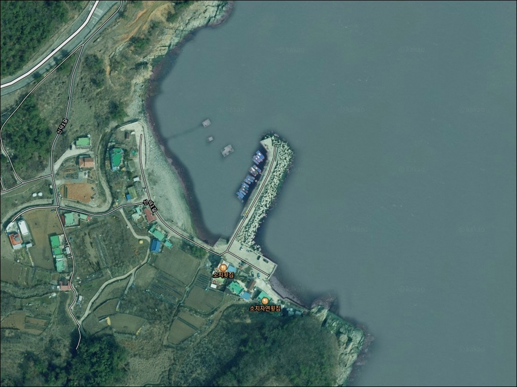 신덕방파제 주변 모습 1
