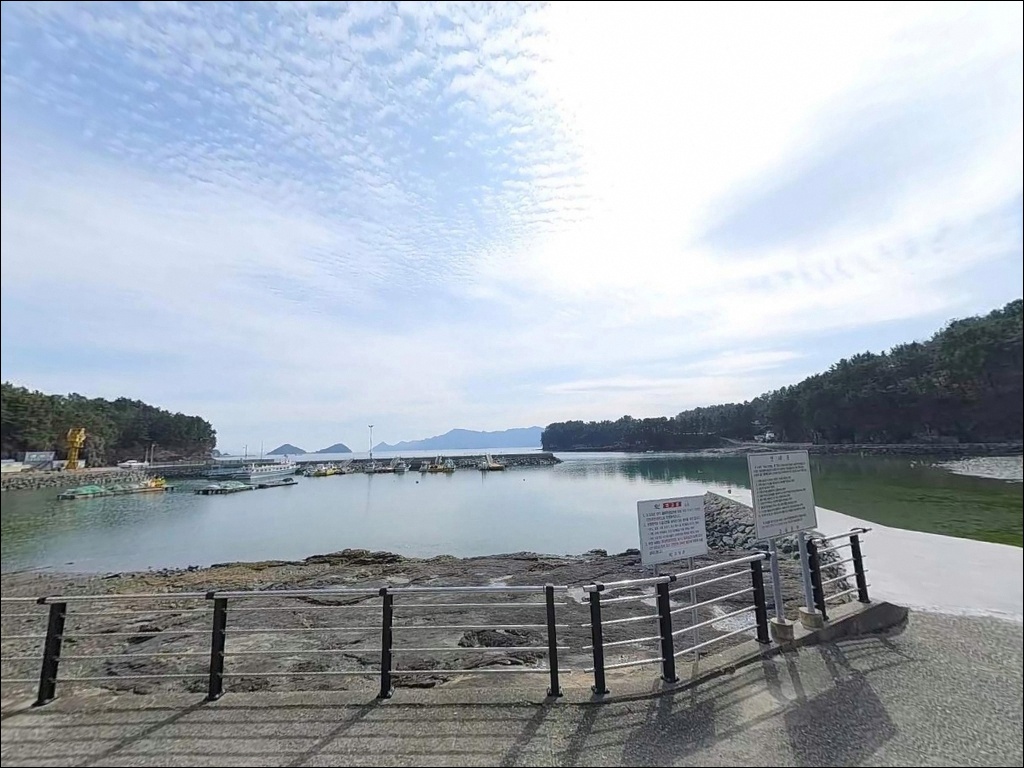 상족암선착장 주변 모습 2