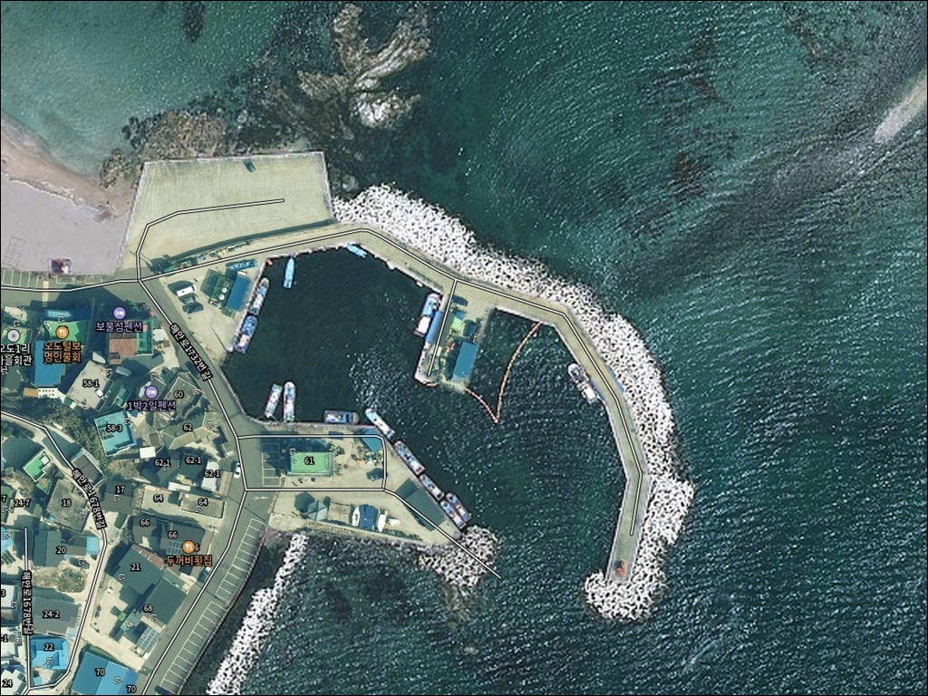 오도리간이해수욕장 방파제 주변 모습 1